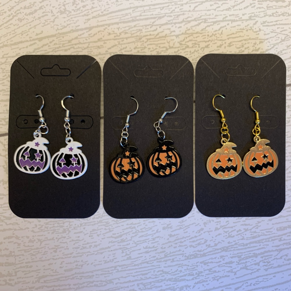 🎃 Jack-O-Lantern Dangle Earrings